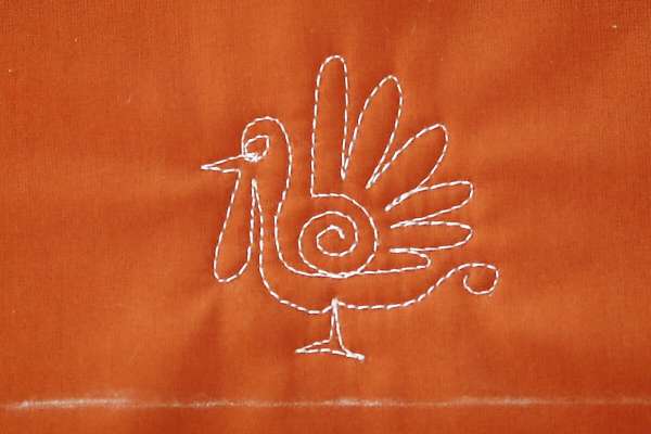 How to Machine Quilt a Turkey Design